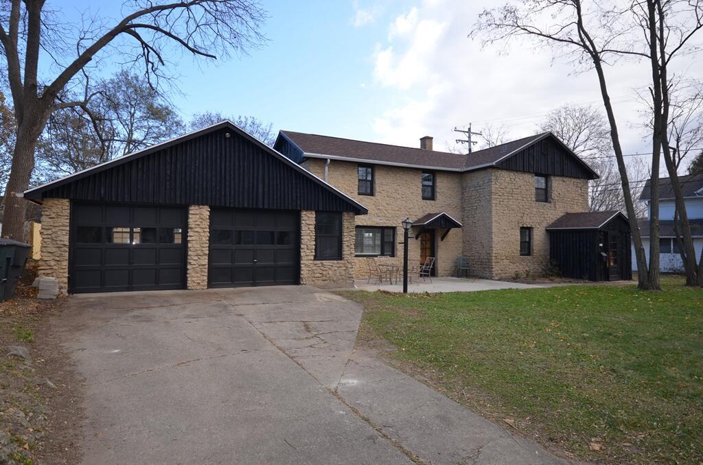 119 S Fourth St, Whitewater, WI 53190