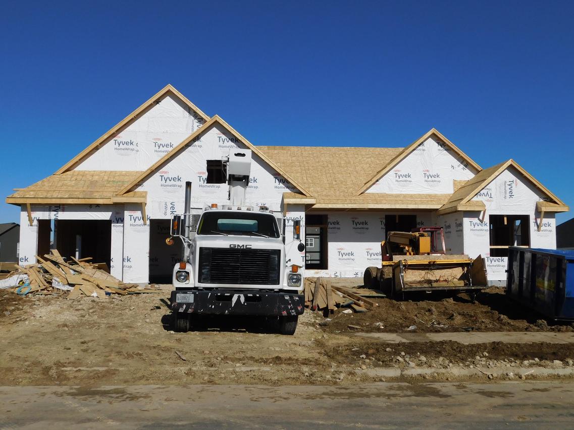 792 N Sparrow Way, Grafton, WI 53024