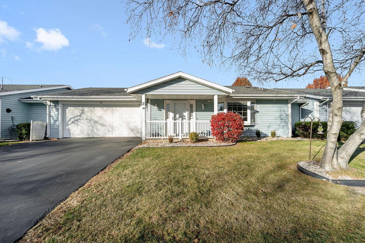 407 E 3rd Ave #2, Elkhorn, WI 53121