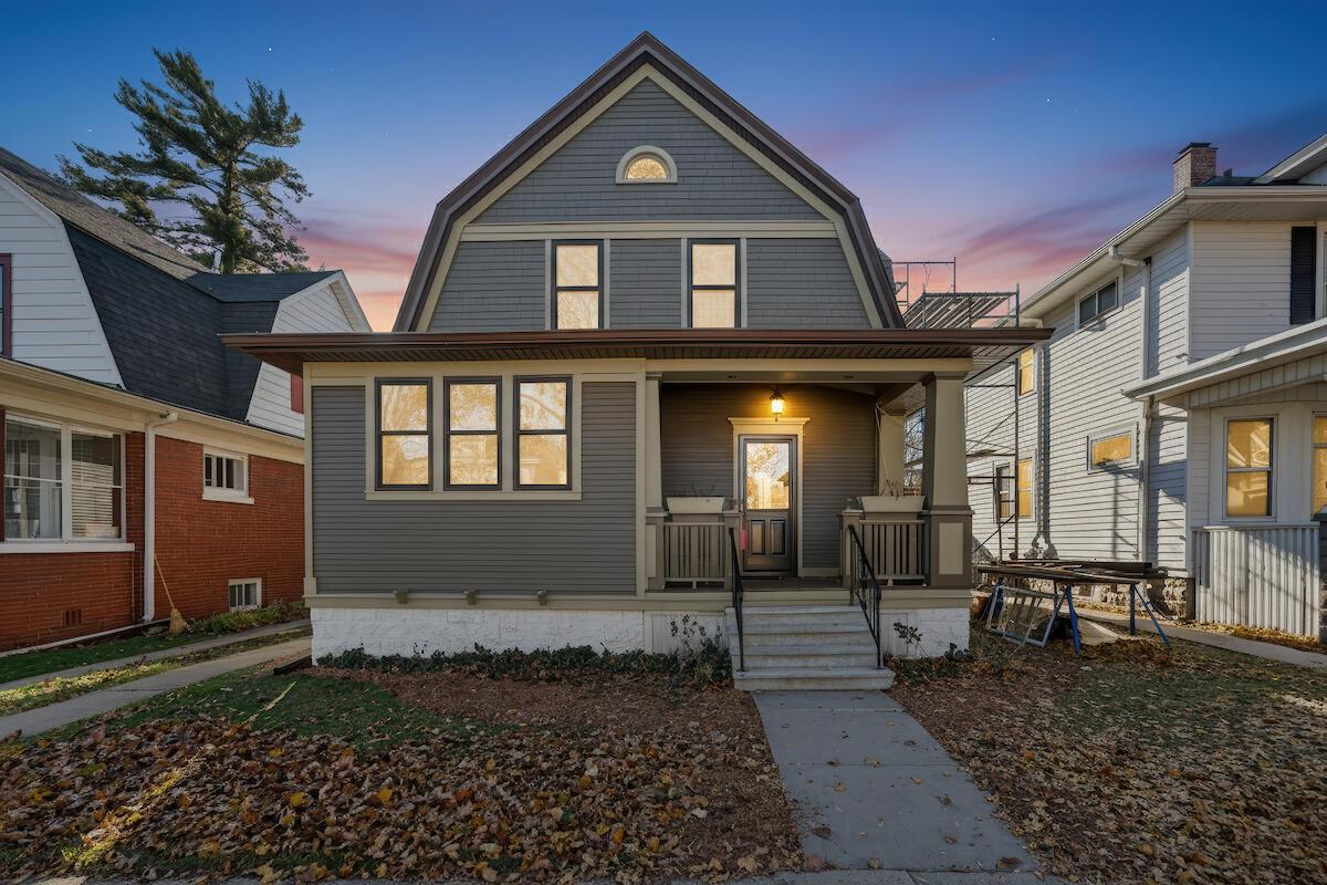 2423 Hansen Ave, Racine, WI 53405