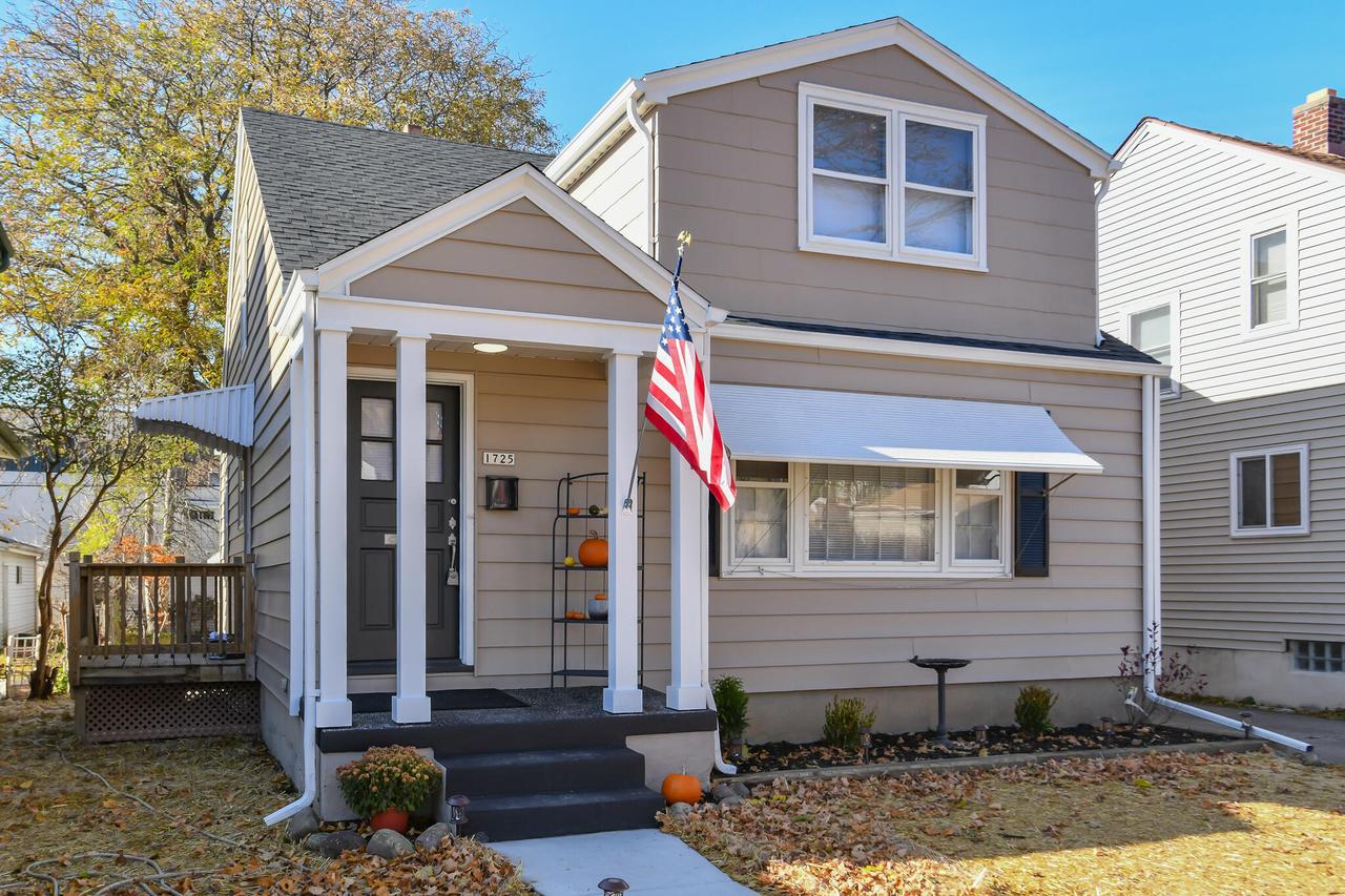 1725 S 88th St, Milwaukee, WI 53214