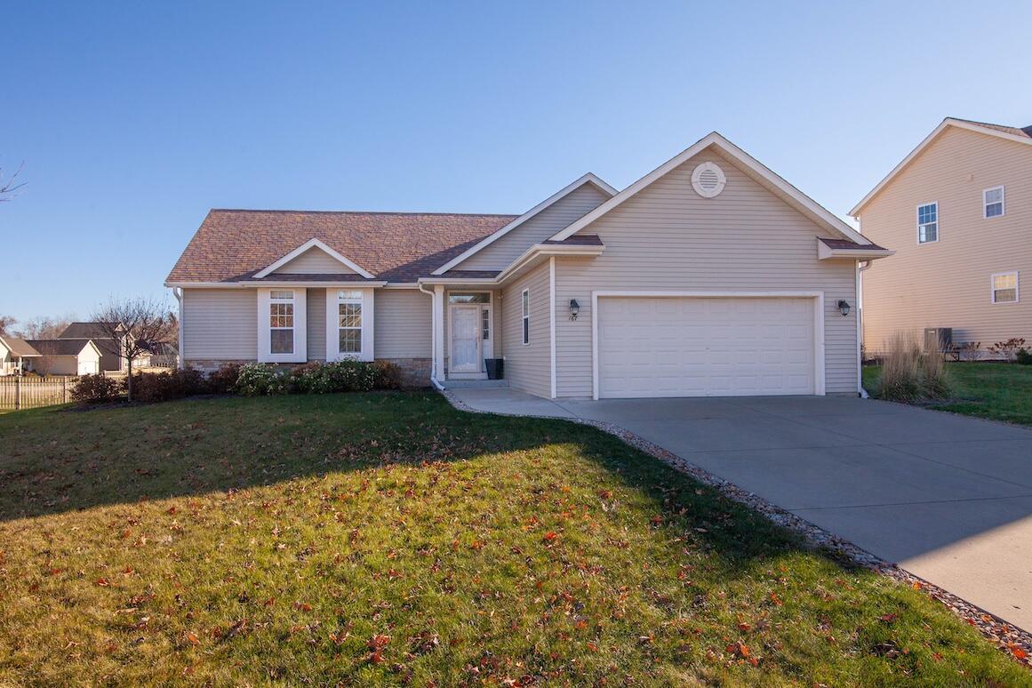 167 N Wild Flower Ln, Elkhorn, WI 53121