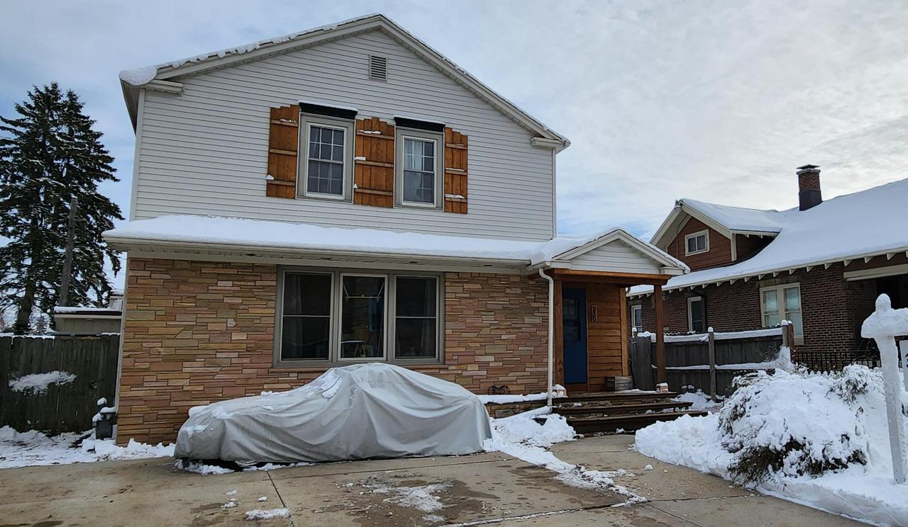 230 Giddings Ave, Sheboygan Falls, WI 53085