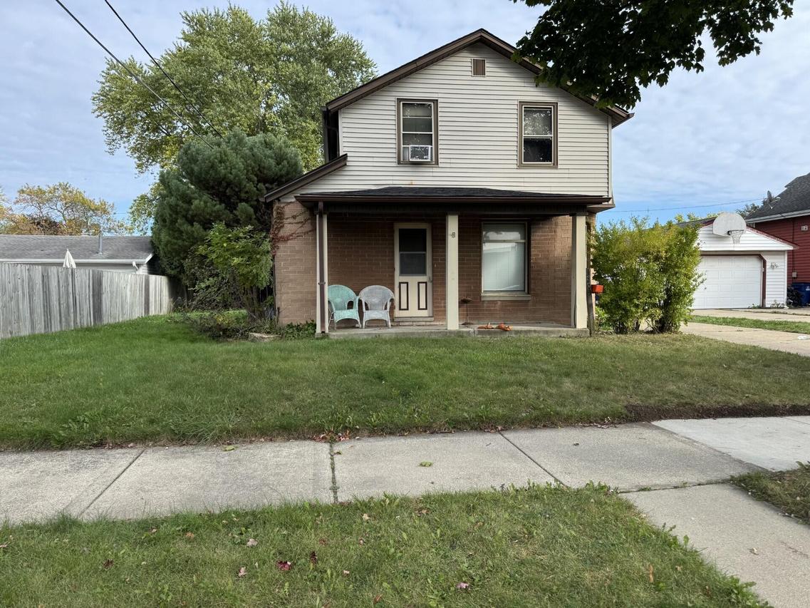 3209 Charles St, Racine, WI 53402