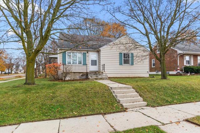 New Homes For Sale This Week That Attend Badger Middle School: November 14th to November 20th