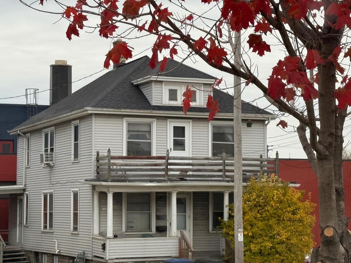 1119 N 14th St #1121, Sheboygan, WI 53081