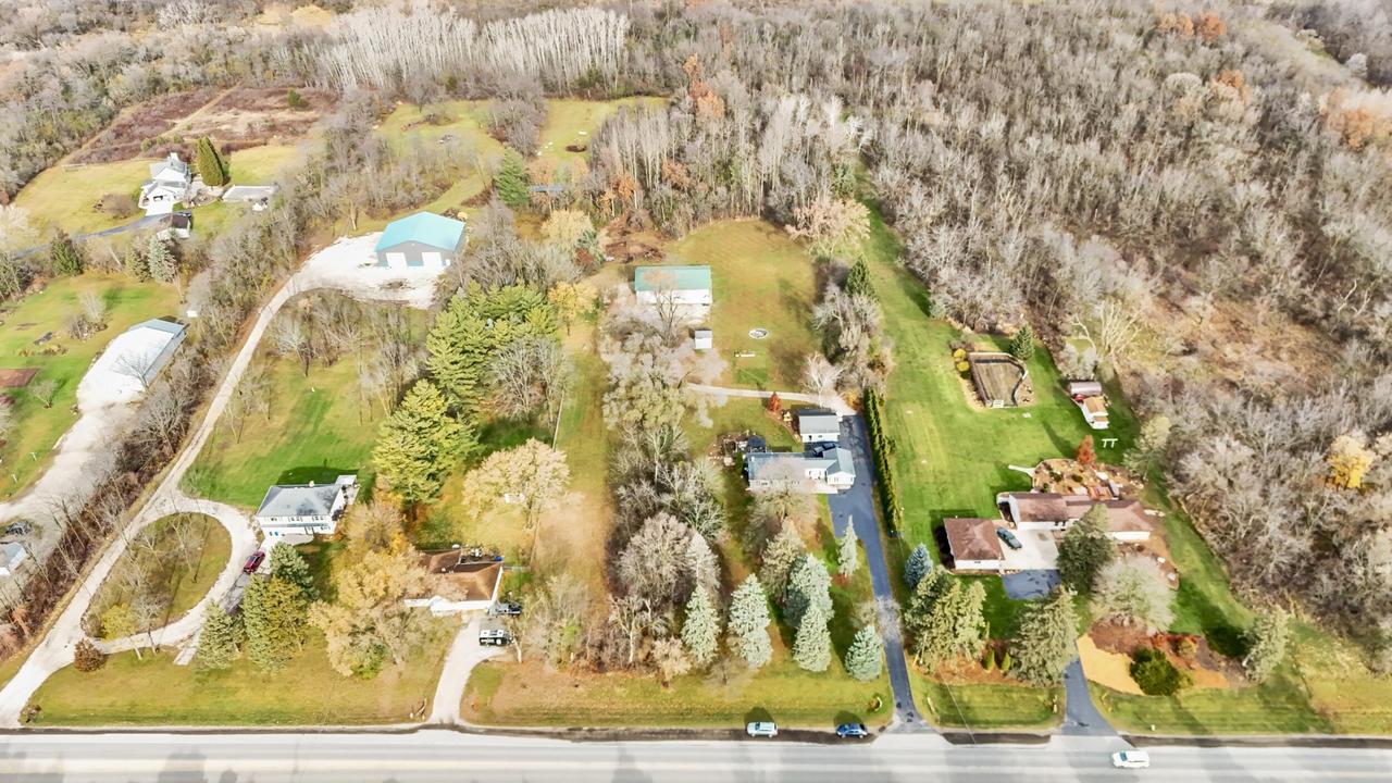 N52W24270 Lisbon Rd, Sussex, WI 53089