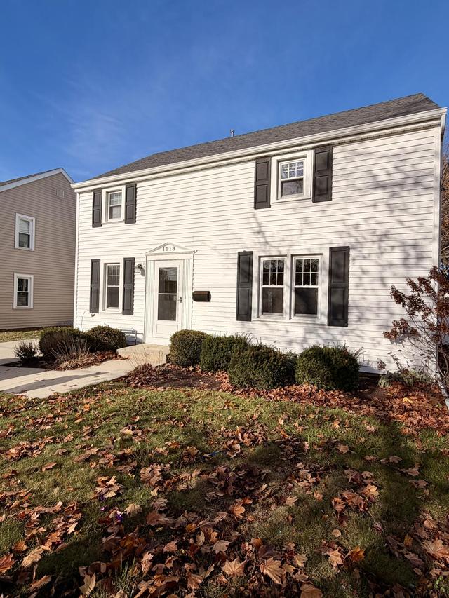 1118 Fairmont Ln, Manitowoc, WI 54220