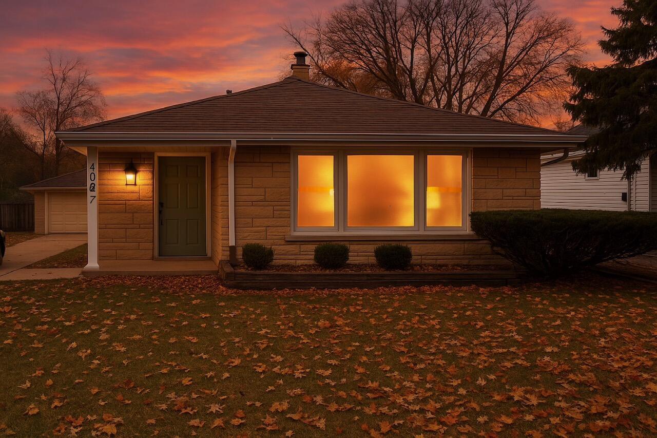 4067 N 98th St, Wauwatosa, WI 53222