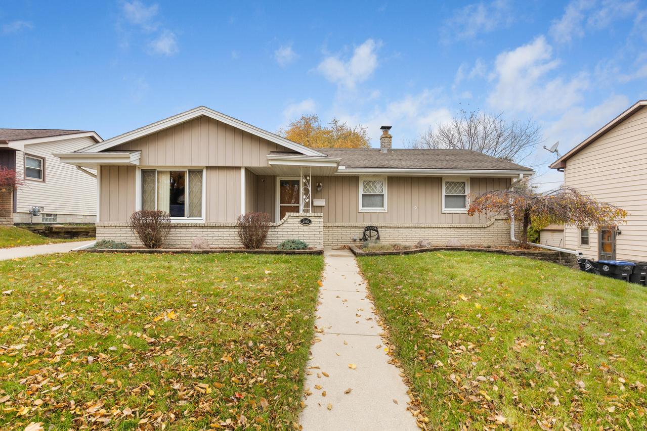 5865 S Delaware Ave, Cudahy, WI 53110