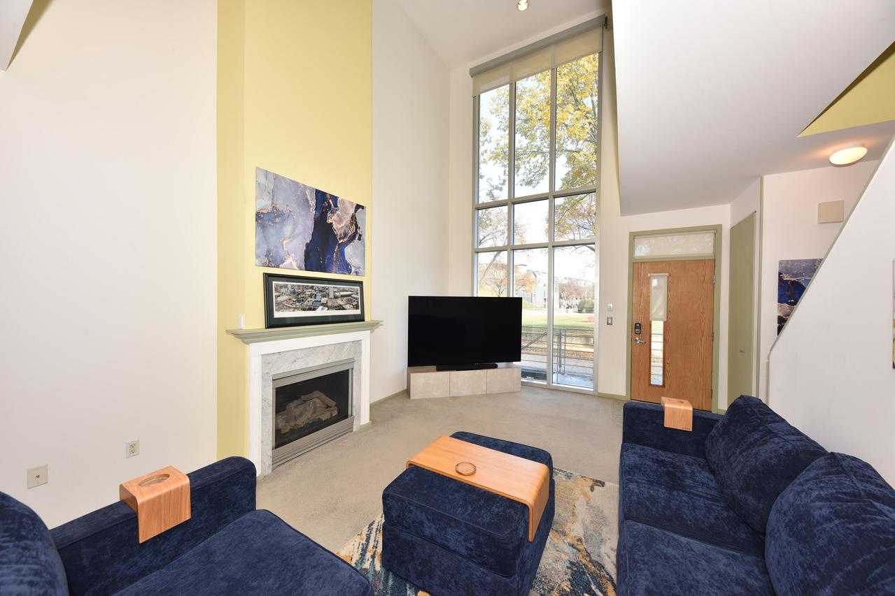 1923 N Pierce St, Milwaukee, WI 53212