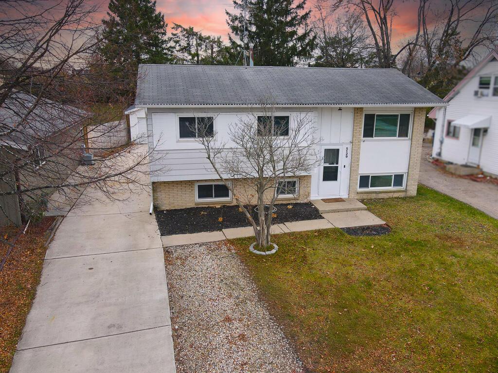 5129 16th St, Racine, WI 53406