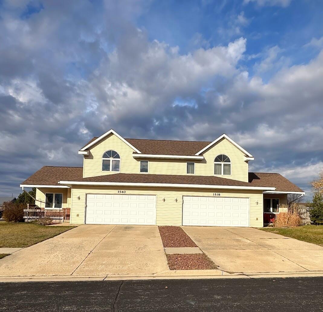 1540 Radhika St #1, Fort Atkinson, WI 53538