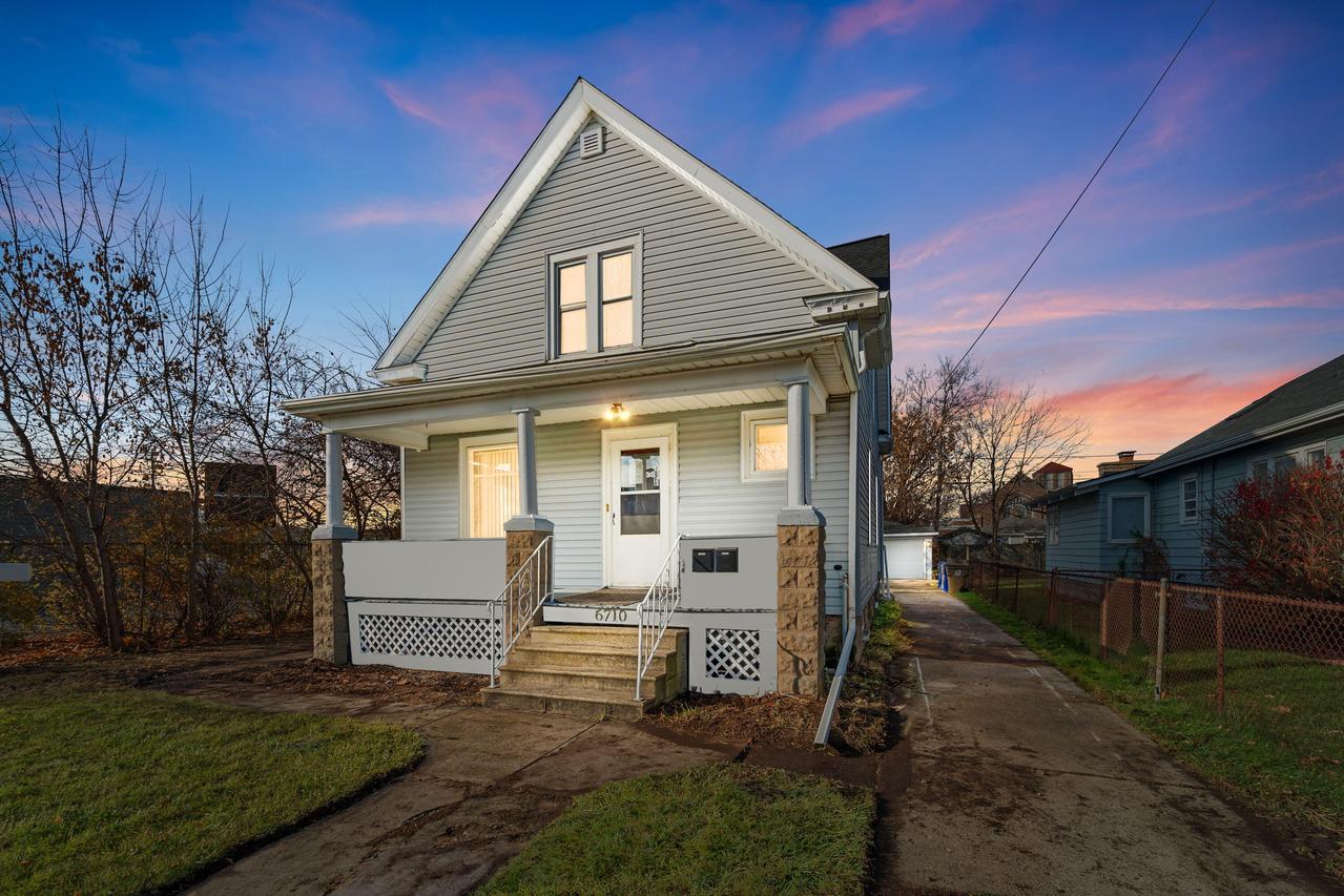 6710 29th Ave, Kenosha, WI 53143