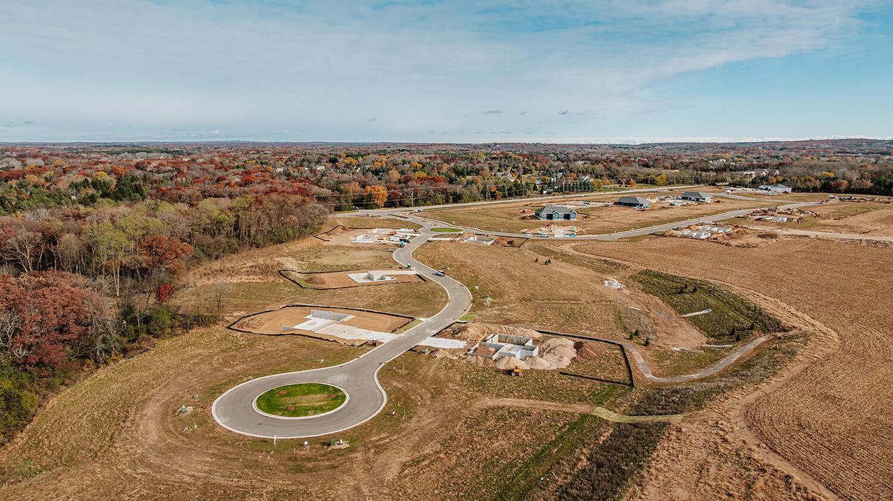 Lt1 W Talbots Woods Dr, Dousman, WI 53118