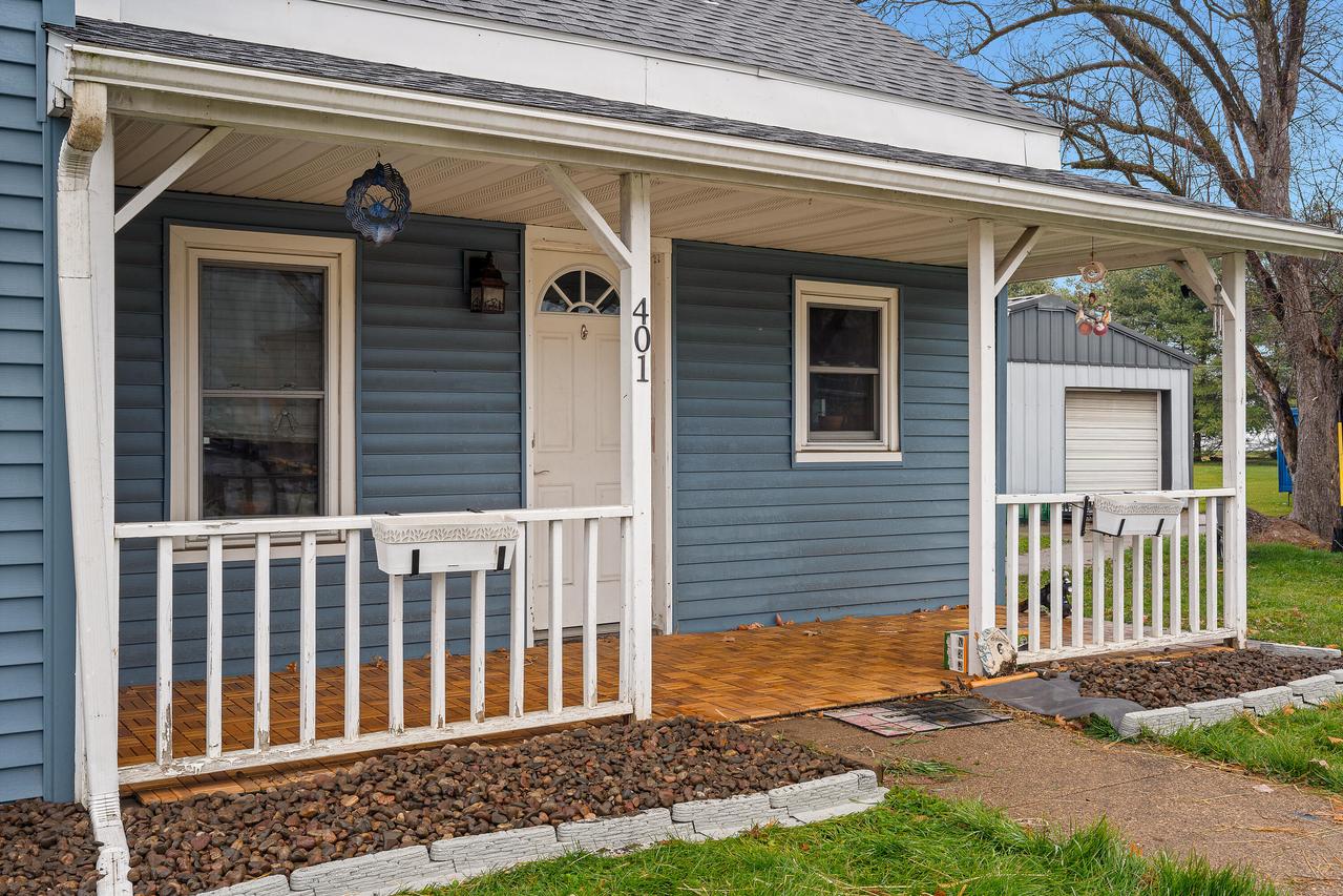 401 Central Ave, Coon Valley, WI 54623