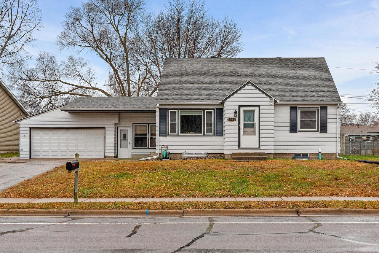 527 Sand Lake, Onalaska, WI 54650