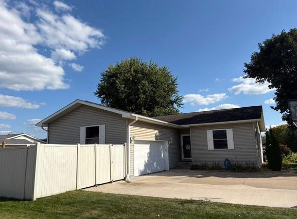 New Homes For Sale This Week That Attend West Salem Elementary School: November 28th to December 4th