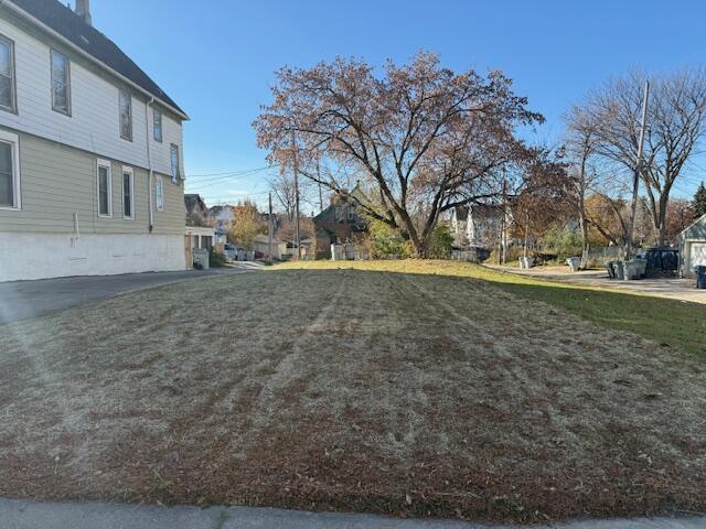 319 N 31st St, Milwaukee, WI 53208