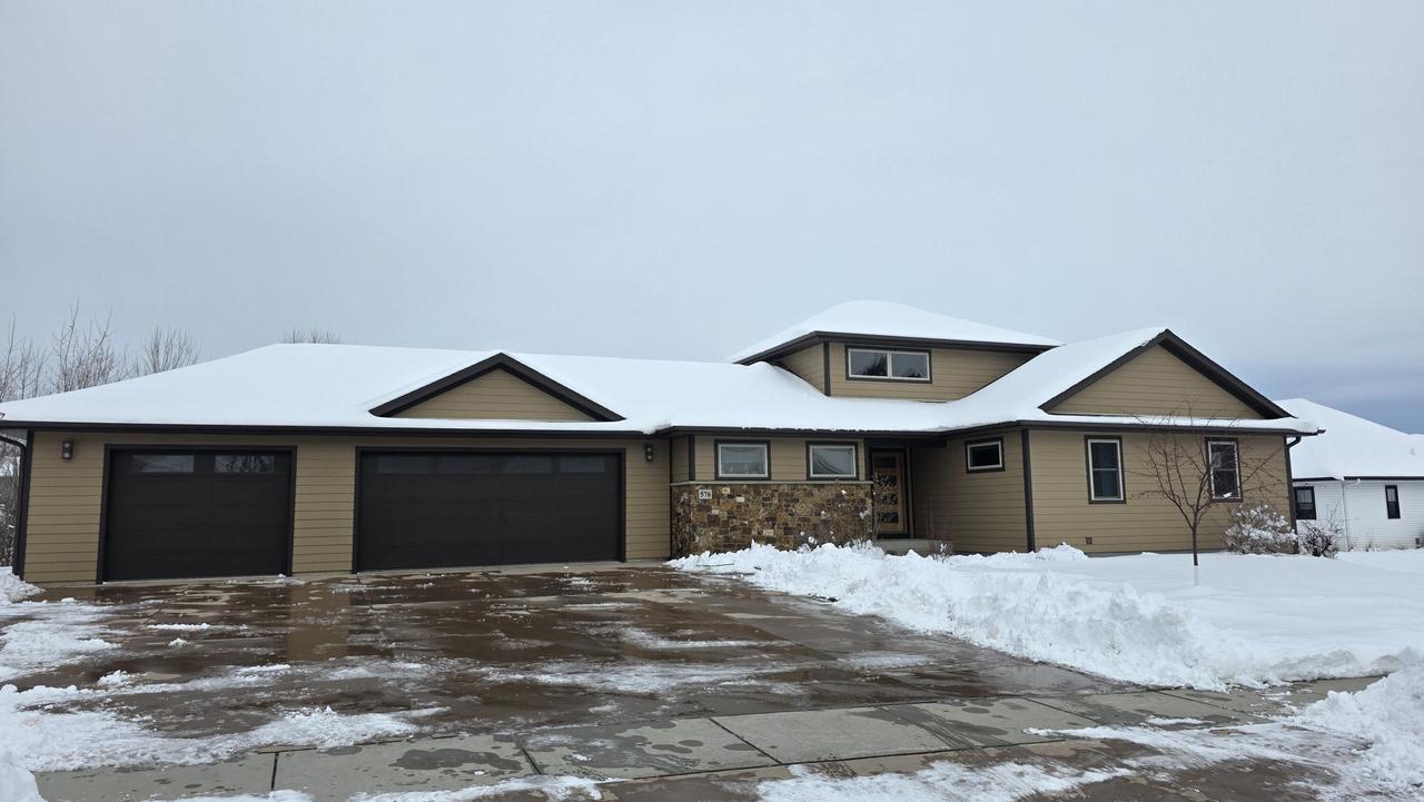 576 Trail Ridge, Plymouth, WI 53073