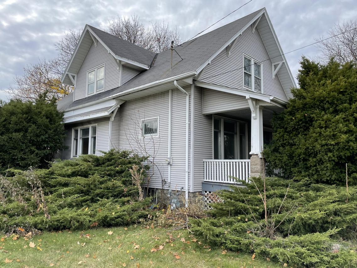 2003 50th St, Kenosha, WI 53140