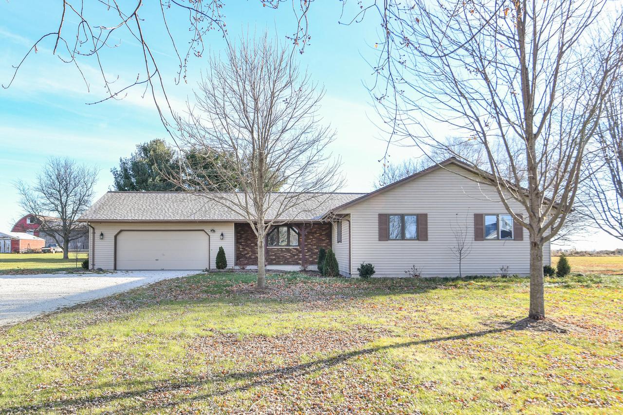 N5466 120 Hwy, Lyons, WI 53105