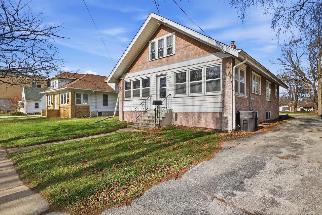 514 E Main St., Waterford, WI 53185