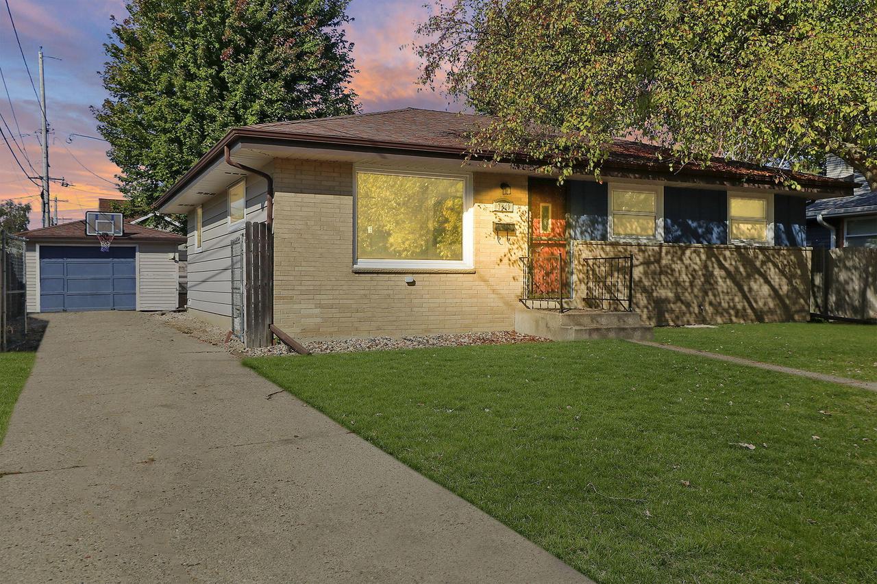 7840 43rd Ave, Kenosha, WI 53142