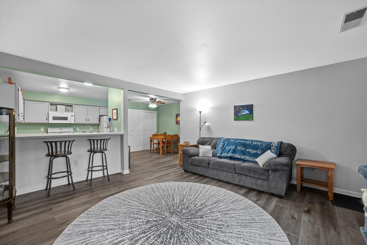 4835 Easy St #9, Delafield, WI 53029