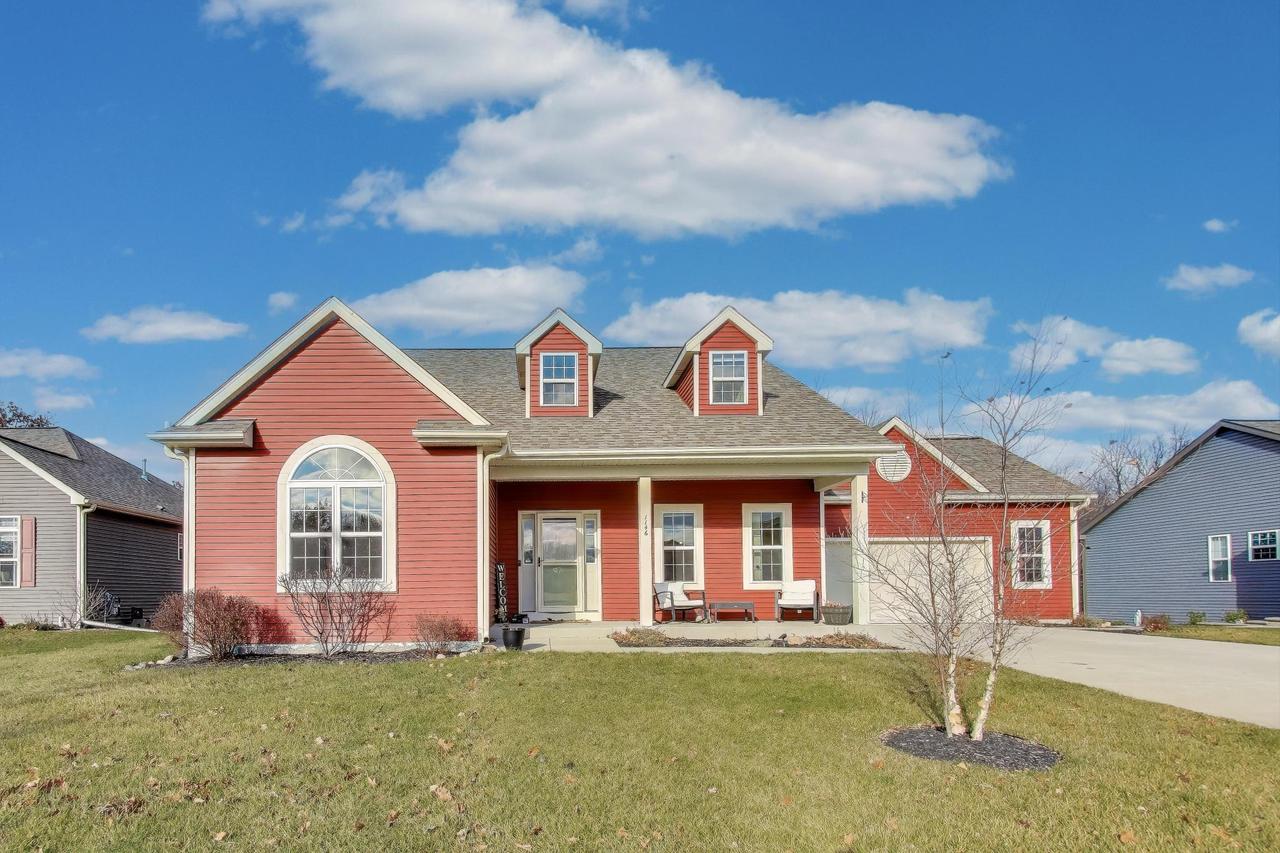 1146 Rosemary Rd, Elkhorn, WI 53121