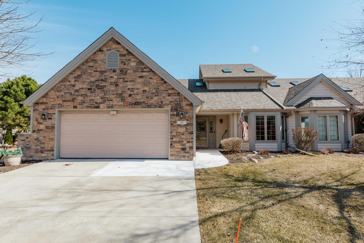 443 Quail Point, Mount Pleasant, WI 53406