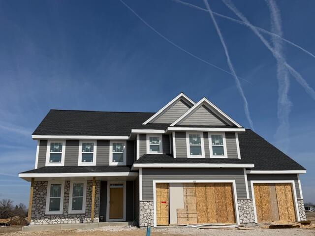 490 Talbots Woods Dr, Dousman, WI 53118