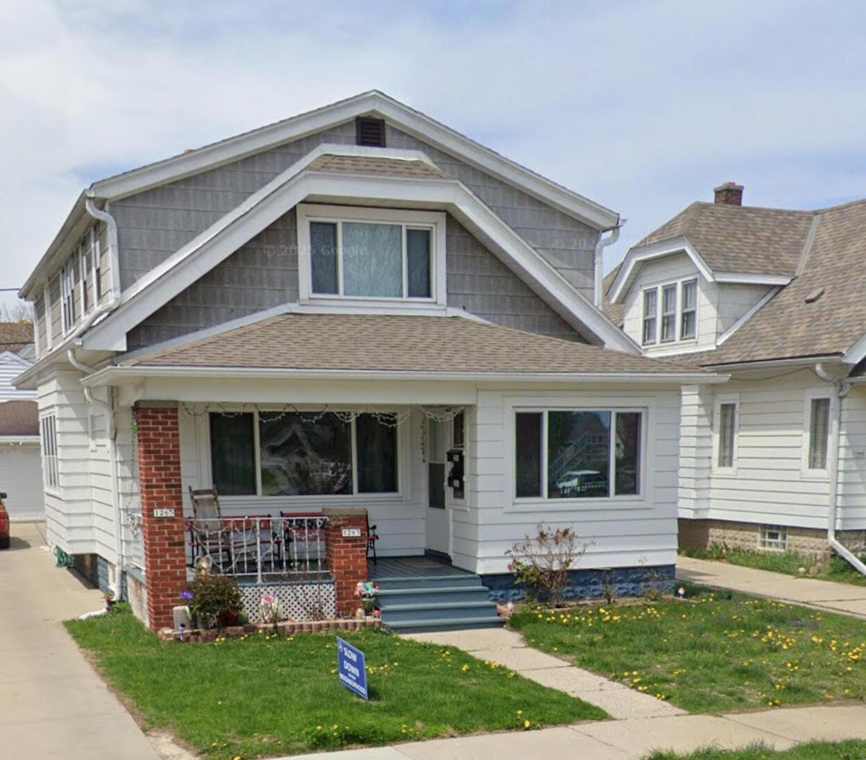 1263 S 52nd St, West Milwaukee, WI 53214
