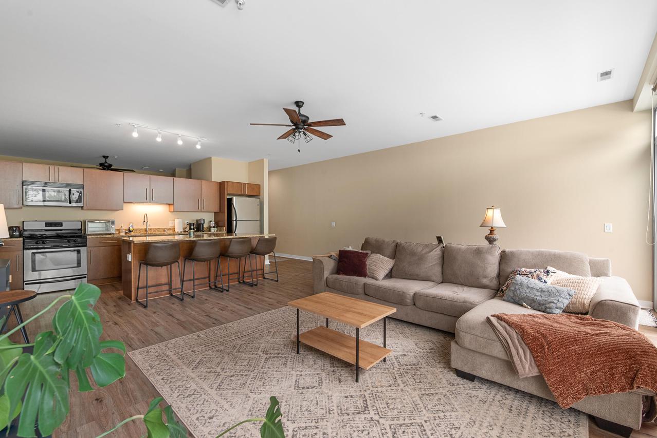 1902 N Commerce St #102, Milwaukee, WI 53212