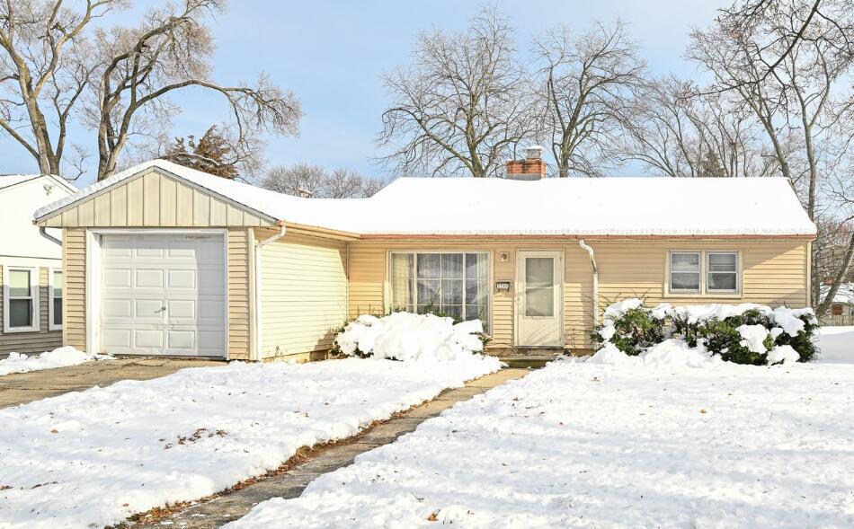 3740 N 63rd St, Milwaukee, WI 53216