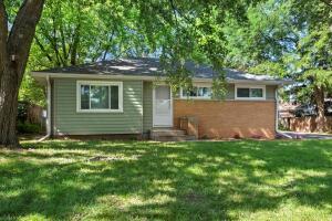 5222 W Hemlock Rd, Milwaukee, WI 53223