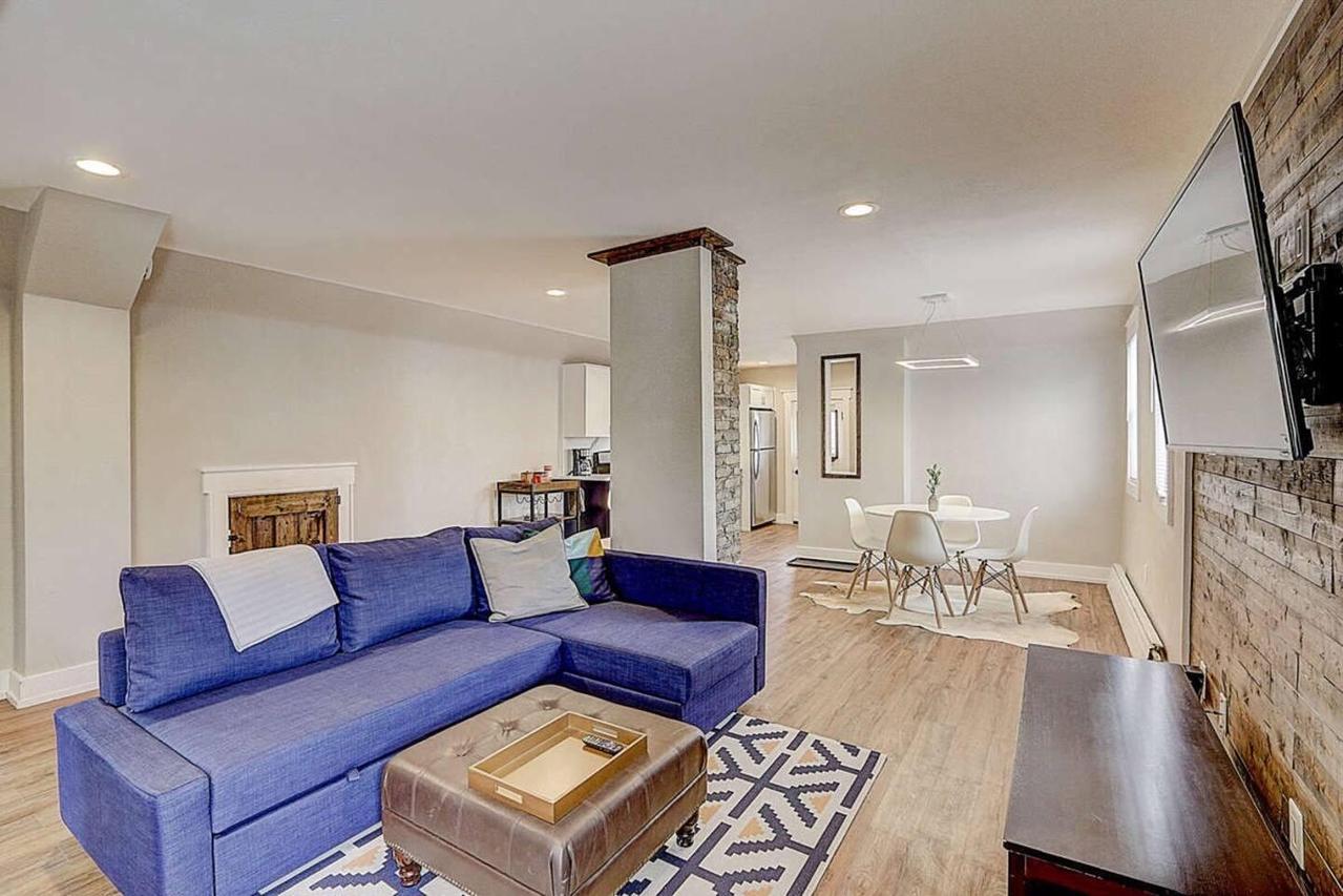 1202 N 45th St #1202 A, Milwaukee, WI 53208