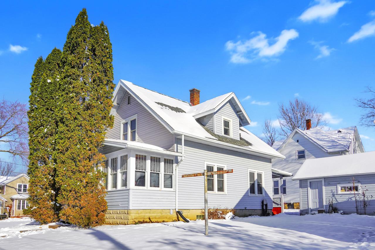 223 N Washington St, Viroqua, WI 54665