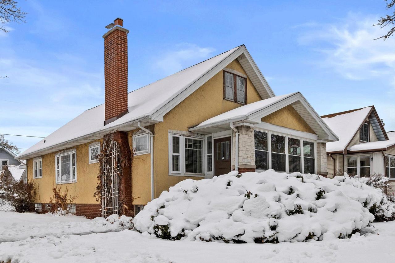 7550 14th Ave, Kenosha, WI 53143