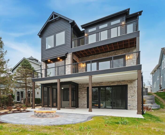 30248 Forest Dr, Burlington, WI 53105