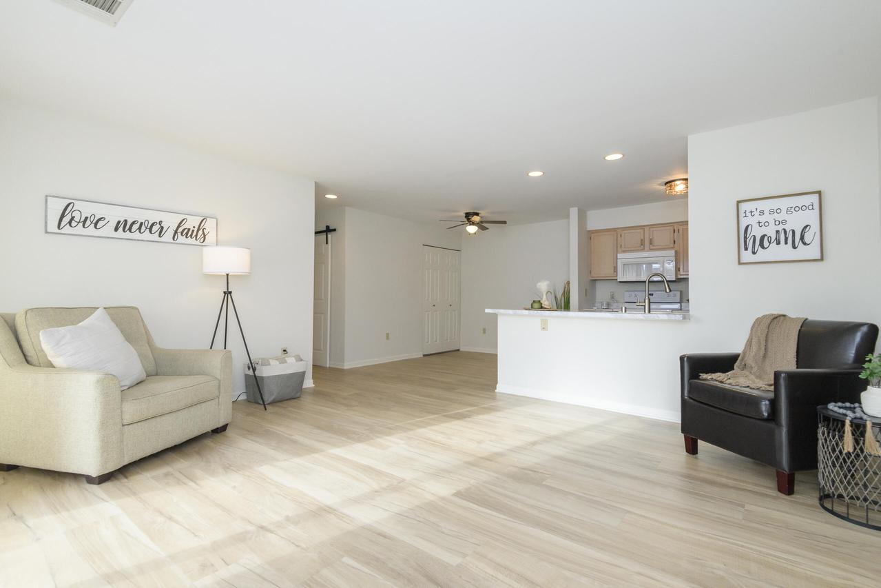 8782 Woodbridge Dr, Greendale, WI 53219