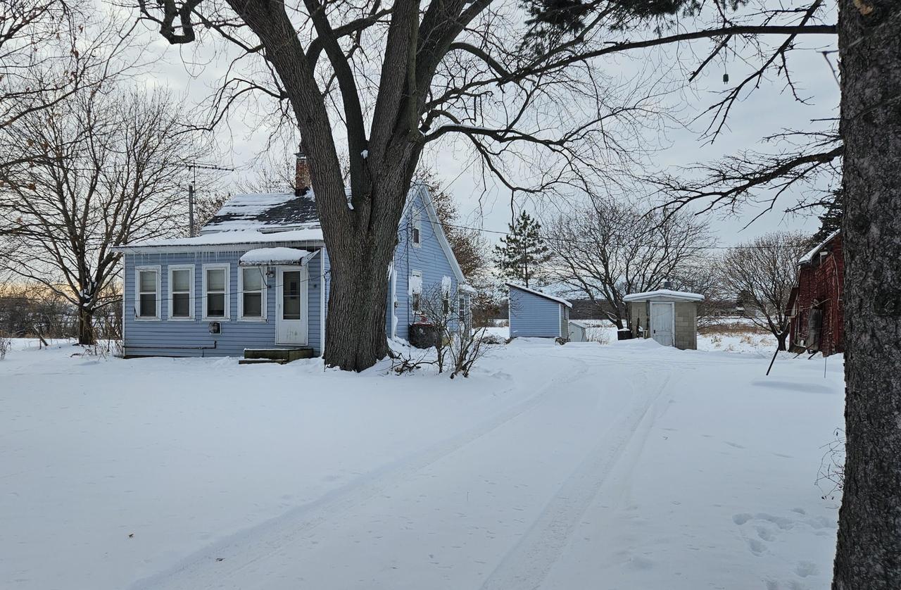 N8319 Airport Rd, Watertown, WI 53094