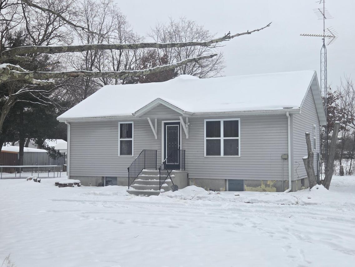 W11072 Peterson Rd, Albion, WI 54615