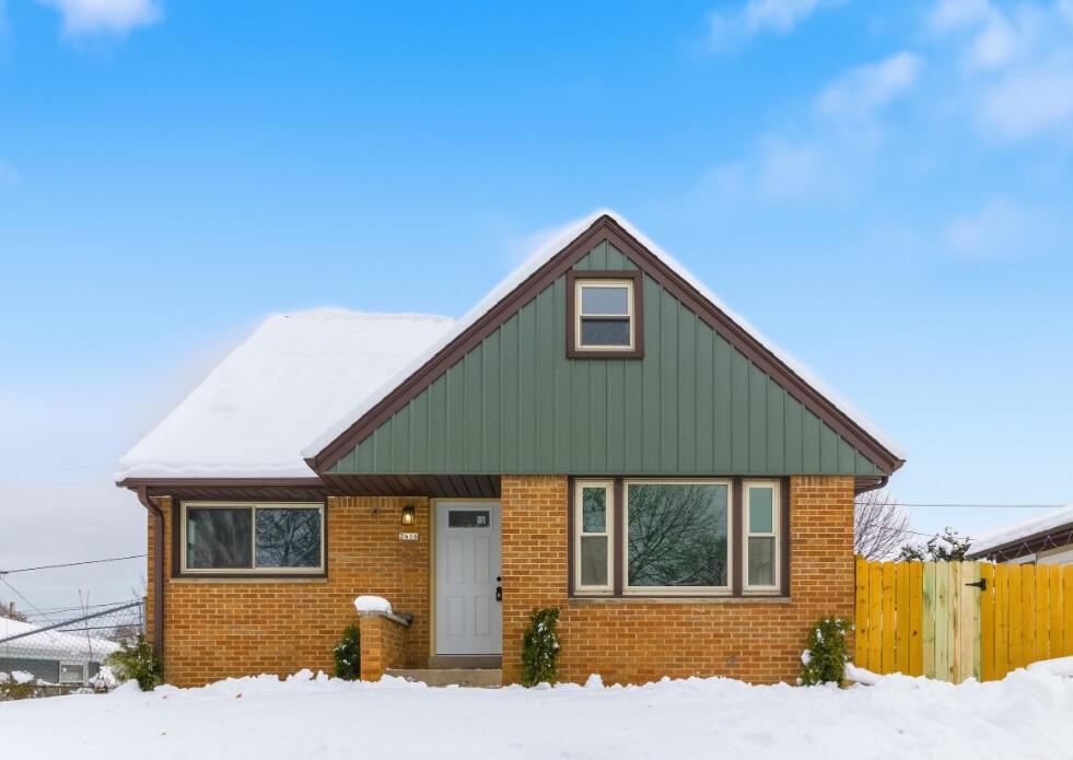 2616 S 65th St, Milwaukee, WI 53219