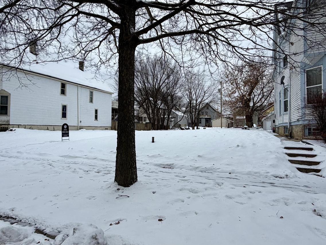 2127 N 1st St, Milwaukee, WI 53212