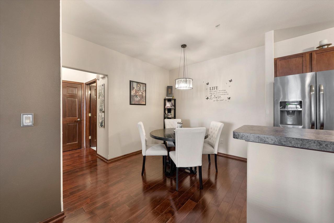 2849 W Drexel Ave #605, Franklin, WI 53132