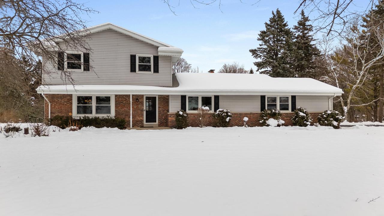 10532 N Council Hills, Mequon, WI 53097