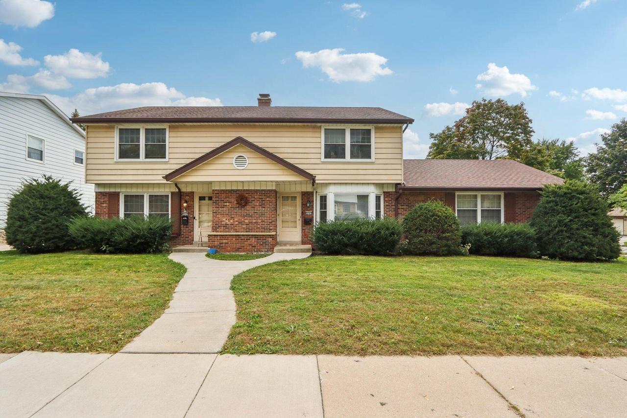 9239 W Morgan Ave, Milwaukee, WI 53228