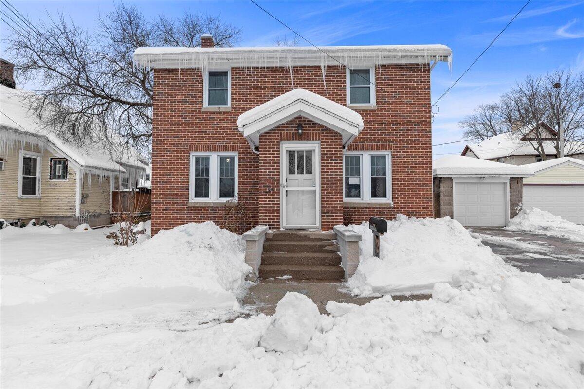 421 Middle St, Plymouth, WI 53073