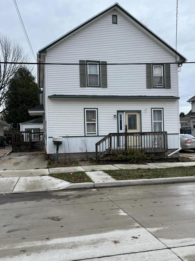 2009 Madison St, Two Rivers, WI 54241